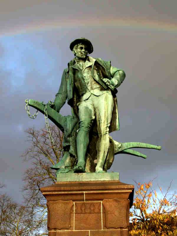 Burns Statue Paisley